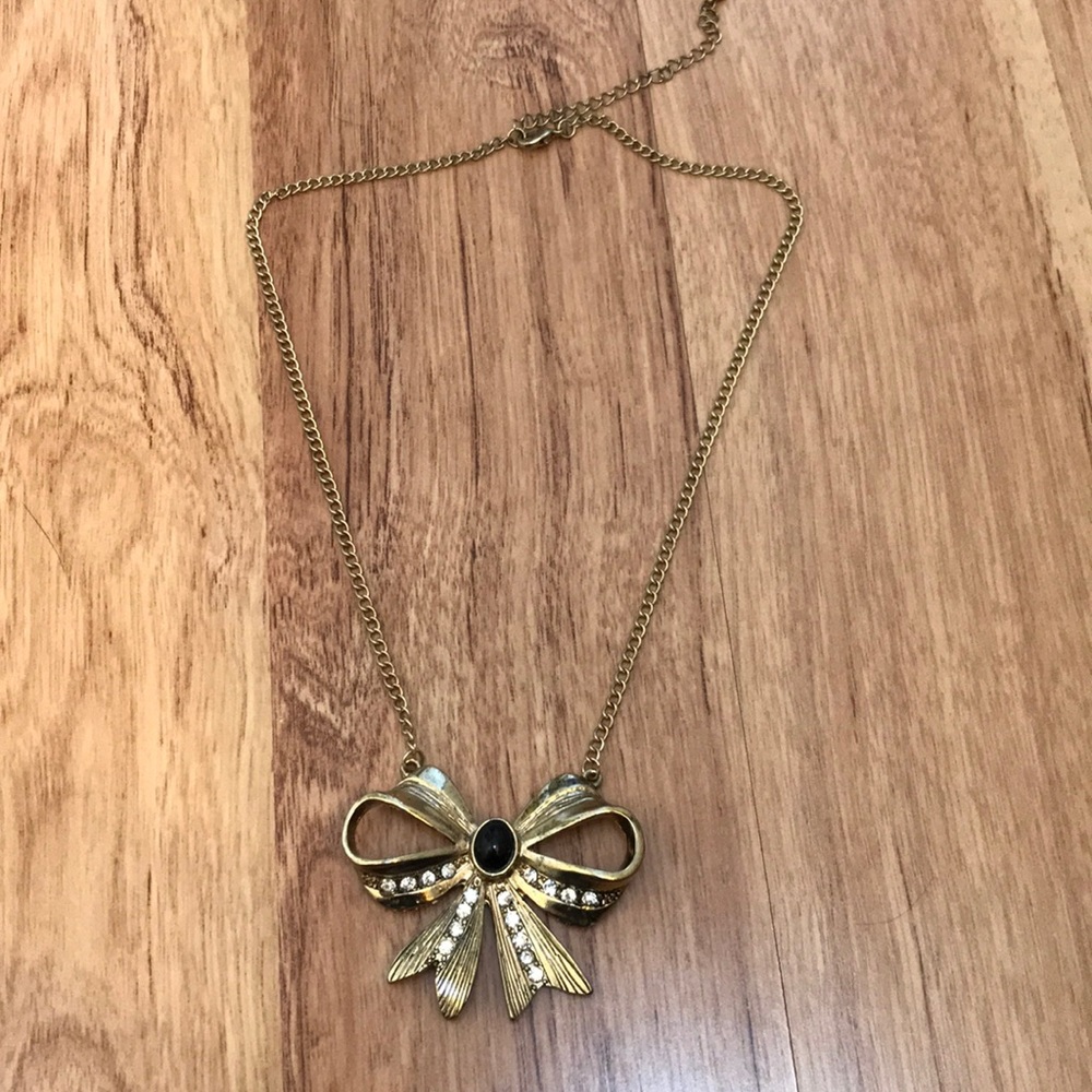 Gold Bow Necklace